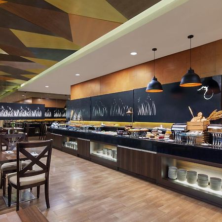 Hotel Santika Bsd City-Serpong Dış mekan fotoğraf