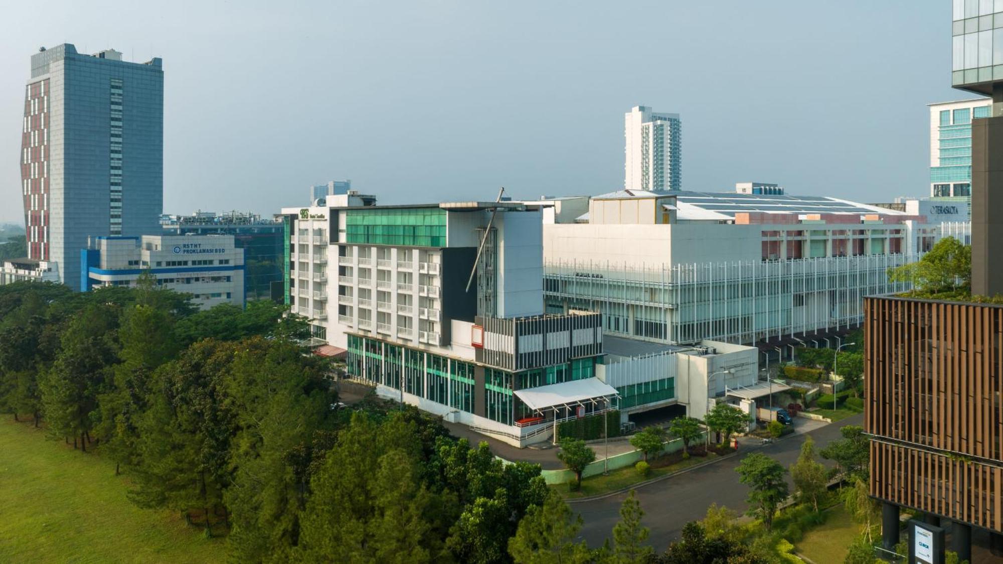 Hotel Santika Bsd City-Serpong Dış mekan fotoğraf